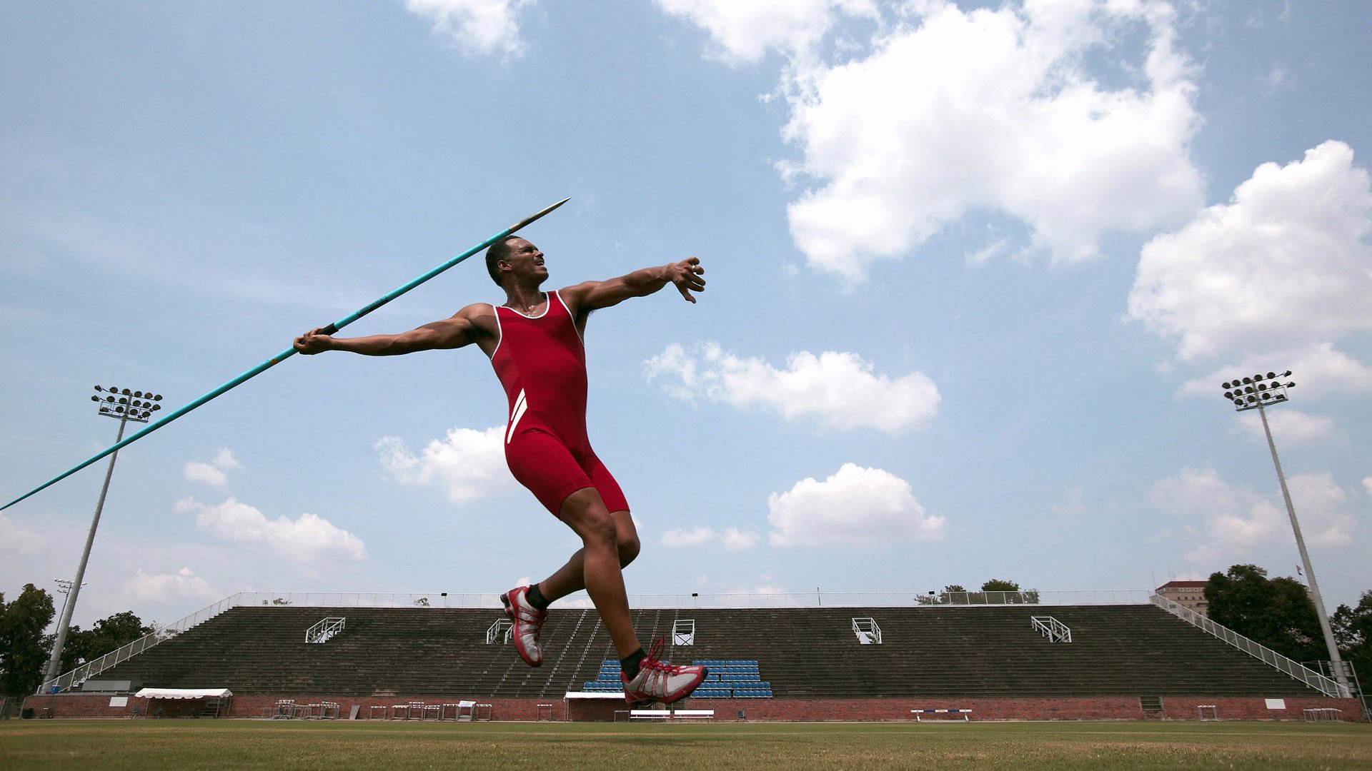 陈佳佩拉卡尼赛后合影传递友谊，陈佳专访